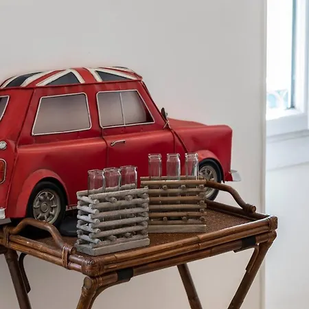 Apartment White Light, 1 Minute A Pied Du Port! *