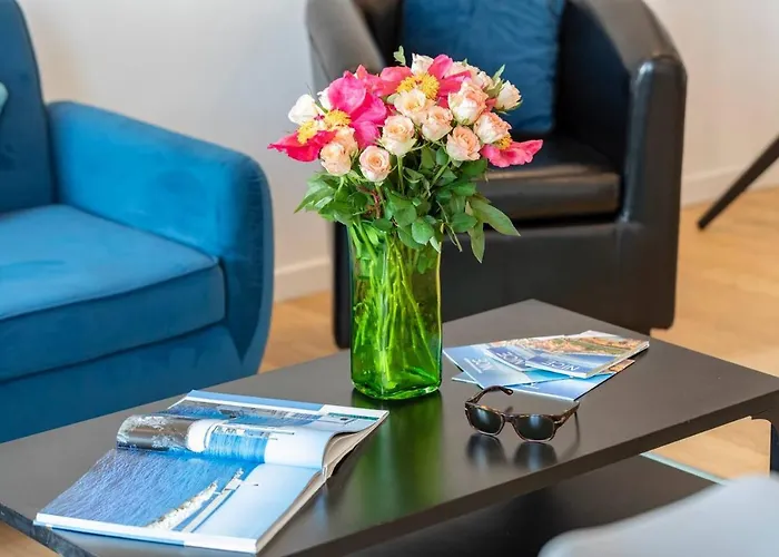 White Light, 1 Minute A Pied Du Port! Appartement *